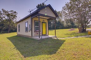 Quiet Millington Tiny House Near Naval Air Base!
