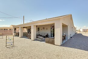 Topocks Premier Luxury Rental Home: 5 Mi to River