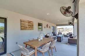 Topocks Premier Luxury Rental Home: 5 Mi to River