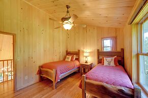 Riverfront West Virginia Cabin w/ Screened-in Deck