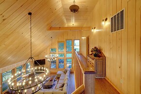 Riverfront West Virginia Cabin w/ Screened-in Deck