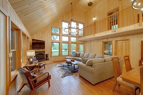 Riverfront West Virginia Cabin w/ Screened-in Deck