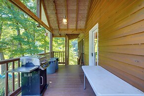 Riverfront West Virginia Cabin w/ Screened-in Deck