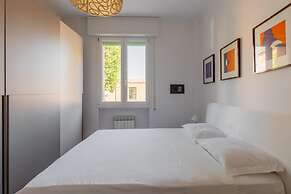 Modern Petroleum Apartment by Wonderful Italy