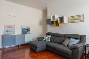 Modern Petroleum Apartment by Wonderful Italy