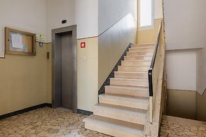 Modern Petroleum Apartment by Wonderful Italy