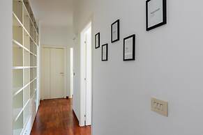 Modern Petroleum Apartment by Wonderful Italy