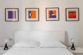 Modern Petroleum Apartment by Wonderful Italy