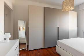 Modern Petroleum Apartment by Wonderful Italy