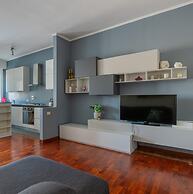 Modern Petroleum Apartment by Wonderful Italy