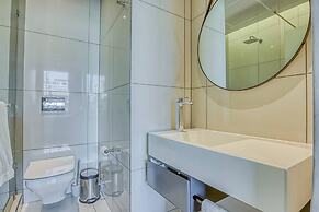Luxury 1 Bed Apartment at The Capital on the Park