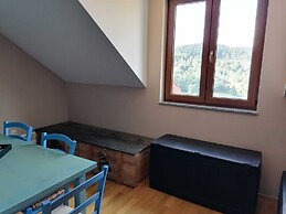 Beautiful 1-bed Apartment in Fuzine With Lake View