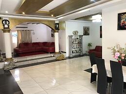 Welcome To Our Lovely 3-bed Apartment in Abidjan