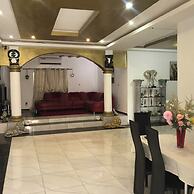 Welcome To Our Lovely 3-bed Apartment in Abidjan