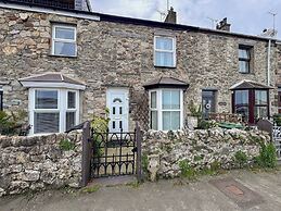 23 Beach Road