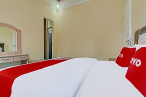 OYO 92023 Singgasana Cipelah Syariah