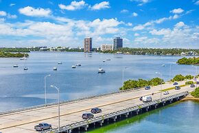 Waterfront One-Bedroom Apt