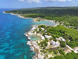 Coral Cove Wellness Resort