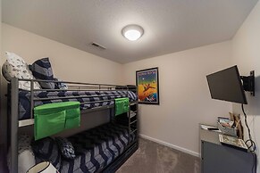 Lake-front Luxury 5bdrm on Kentucky Lake - JZ Vacation Rentals