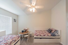 Lake-front Luxury 5bdrm on Kentucky Lake - JZ Vacation Rentals