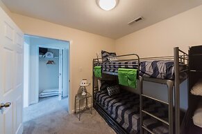 Lake-front Luxury 5bdrm on Kentucky Lake - JZ Vacation Rentals