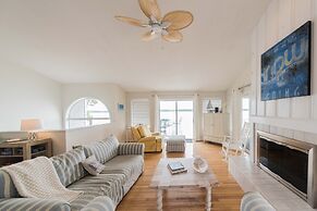 Lake-front Luxury 5bdrm on Kentucky Lake - JZ Vacation Rentals