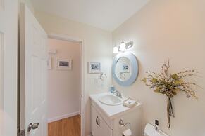 Lake-front Luxury 5bdrm on Kentucky Lake - JZ Vacation Rentals