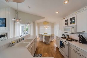 Lake-front Luxury 5bdrm on Kentucky Lake - JZ Vacation Rentals