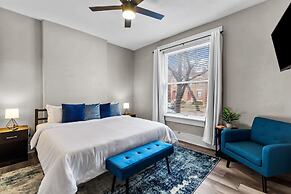 Designer Home in Shaw Right Side - JZ Vacation Rentals