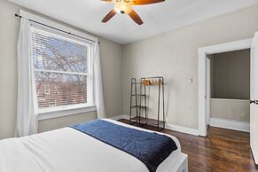 Designer Home in Shaw Right Side - JZ Vacation Rentals