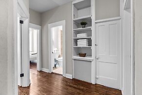 Designer Home in Shaw Right Side - JZ Vacation Rentals