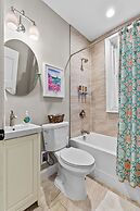 Designer Home in Shaw Right Side - JZ Vacation Rentals