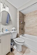 Designer Home in Shaw Right Side - JZ Vacation Rentals