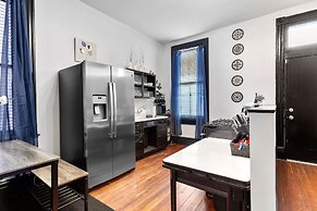 Charming Studio on Cherokee Street - JZ Vacation Rentals