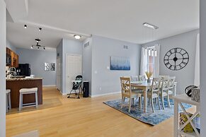 Exquisitely Designed Townhome - JZ Vacation Rentals