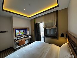 Dash Living Rochor