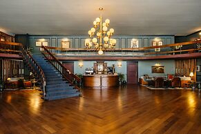 The Hotel Chalet at The Choo Choo