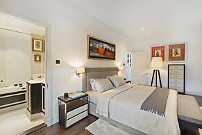 Stylish 2 bed Apartment in Cadogan Square