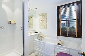 Stylish 2 bed Apartment in Cadogan Square