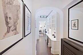 Stylish 2 bed Apartment in Cadogan Square