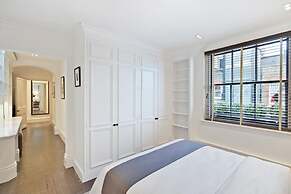 Stylish 2 bed Apartment in Cadogan Square