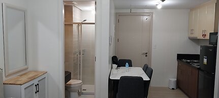 Alps Condotel at 150 NAIA T3