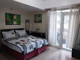 Alps Condotel at 150 NAIA T3