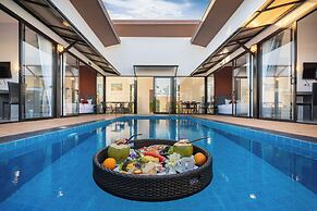 Thames Tara Pool Villa Rawai Phuket
