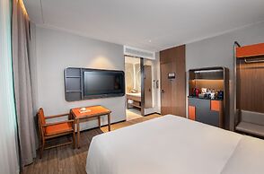 UrCove by Hyatt Shenzhen Bay EcoTech Prk