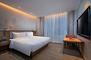 UrCove by Hyatt Shenzhen Bay EcoTech Prk