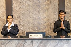 Hotel Mahamaya Crown