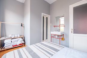 Chic Flat With Balcony 5 min to Taksim Sq