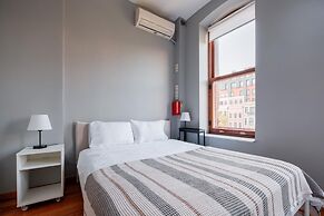 Chic Flat With Balcony 5 min to Taksim Sq