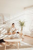 Blvd Sunset... a spot to relax